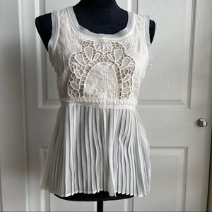 American Eagle White Lace Sleeveless Top